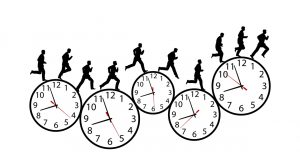 كيفية المذاكرة وتنظيم الوقت بطرق متعددة